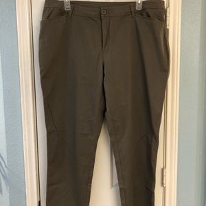 CJ Banks pants, olive/tan
